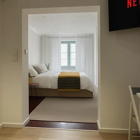 Apartment Alfama L Iconic Near Feira Da Ladra In The Heart Of Lisbon, Steps From Rossio Lisbon